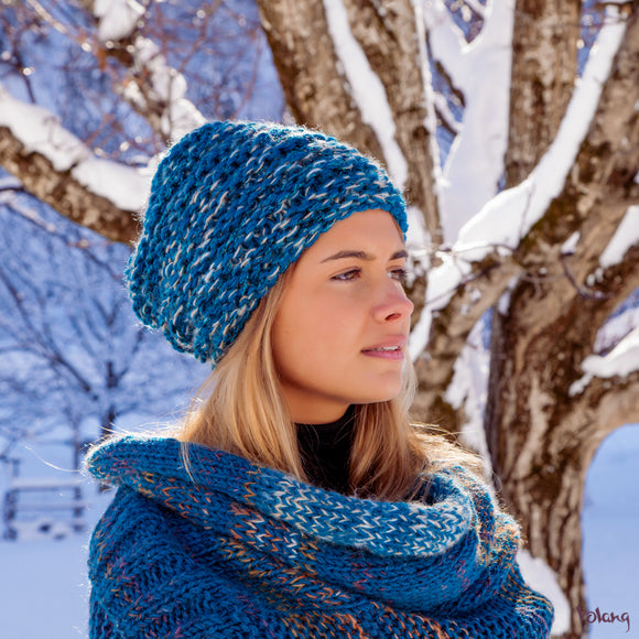 City Slouchy Hat in Teal Blue